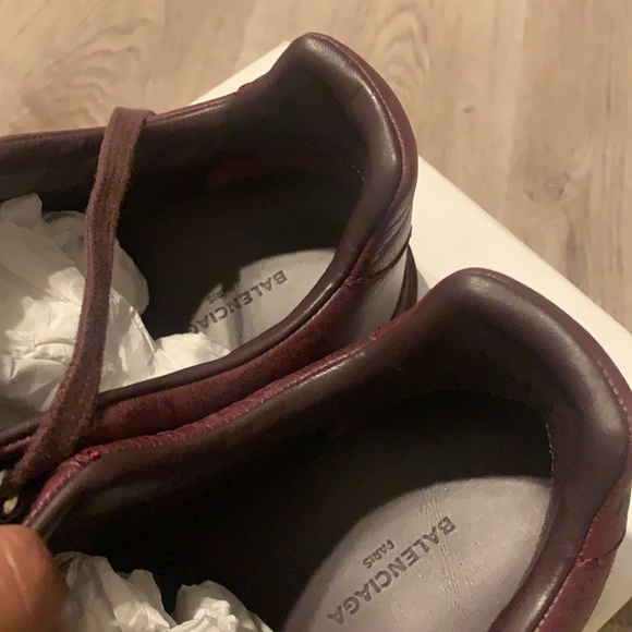 Burgundy Balenciaga‘s - Picture 5 of 7
